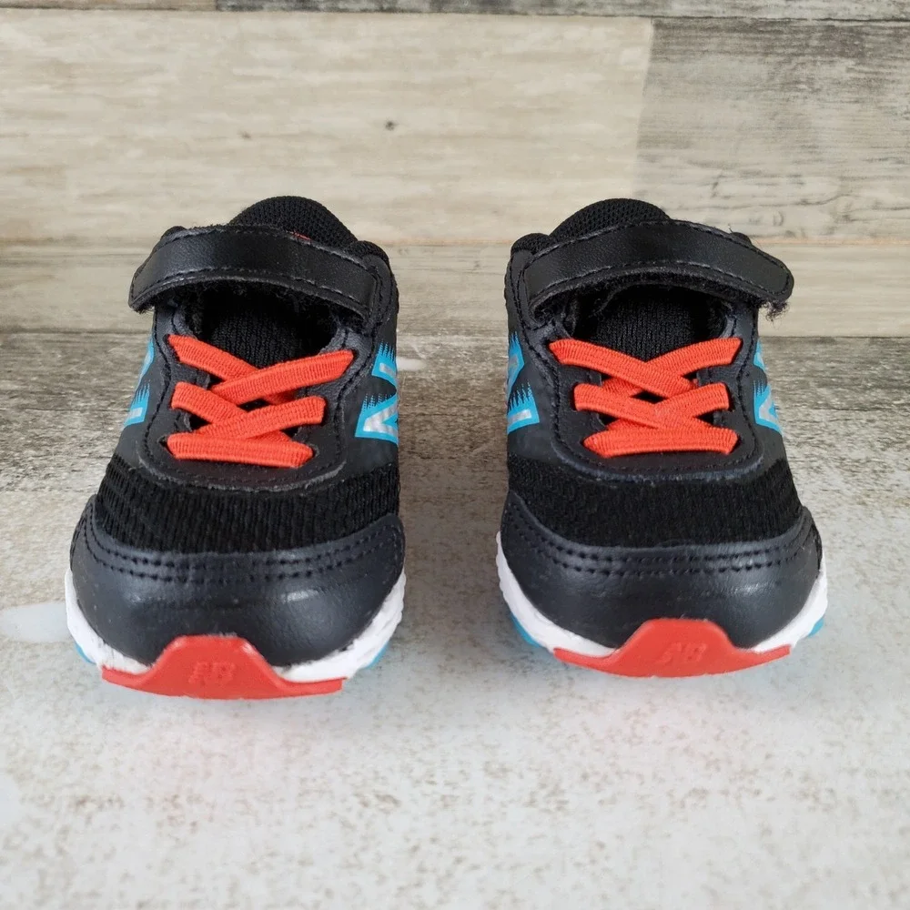 New Balance 680 v6 Kids‎ Shoes Sz 2 M Running Athletic Black White Sneakers